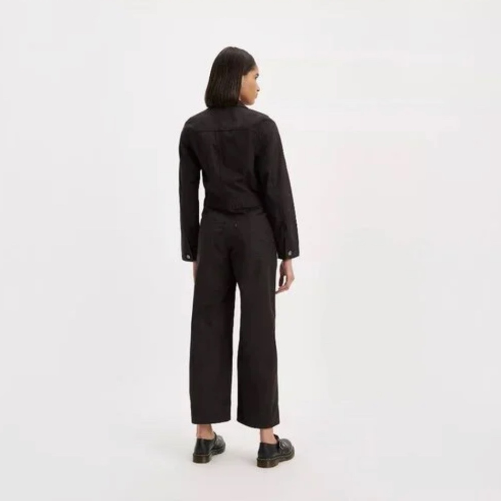 NEW WITH TAGS Levi's Black Jumpsuit. MSRP : $128.00 - Picture 4 of 8